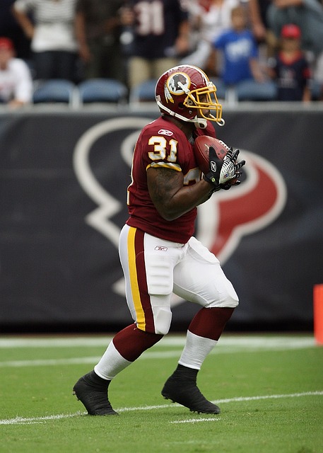 竞的后防线 竞的后防线